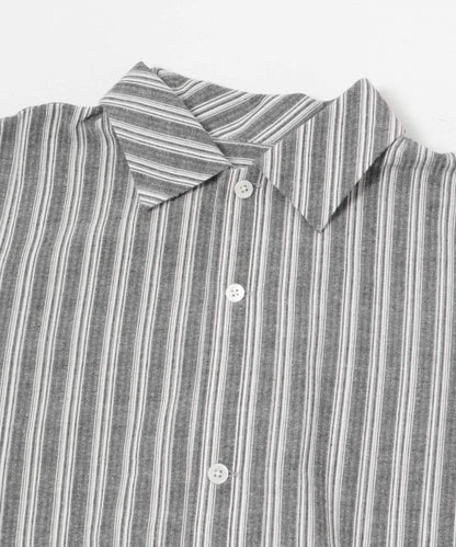 開領條紋襯衫