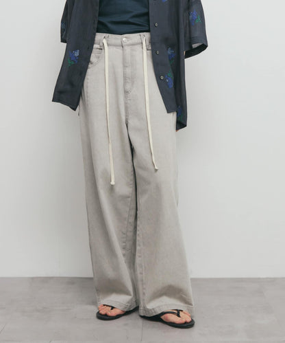 2尺碼可選抽繩牛仔褲