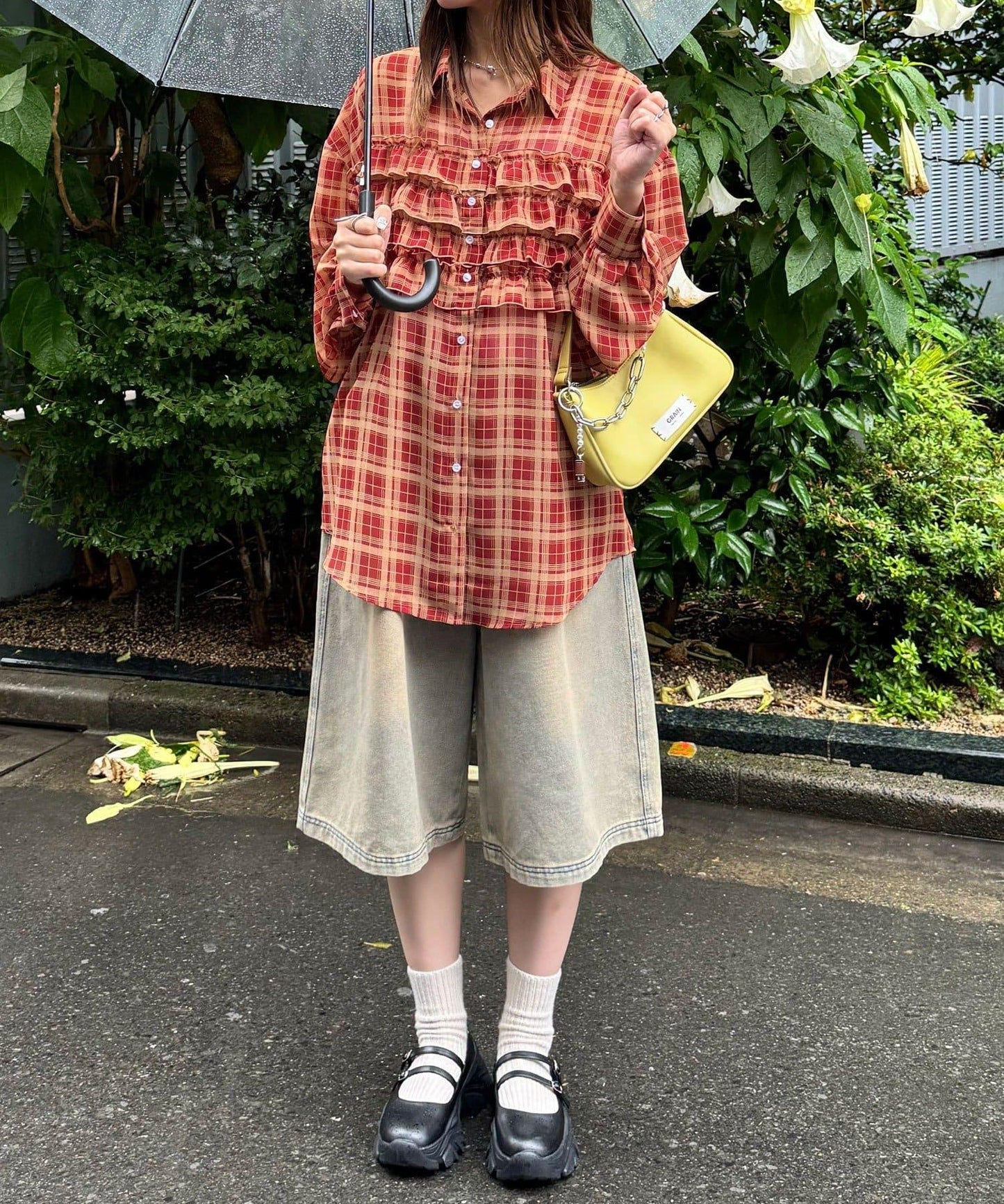 荷葉邊拼接上衣