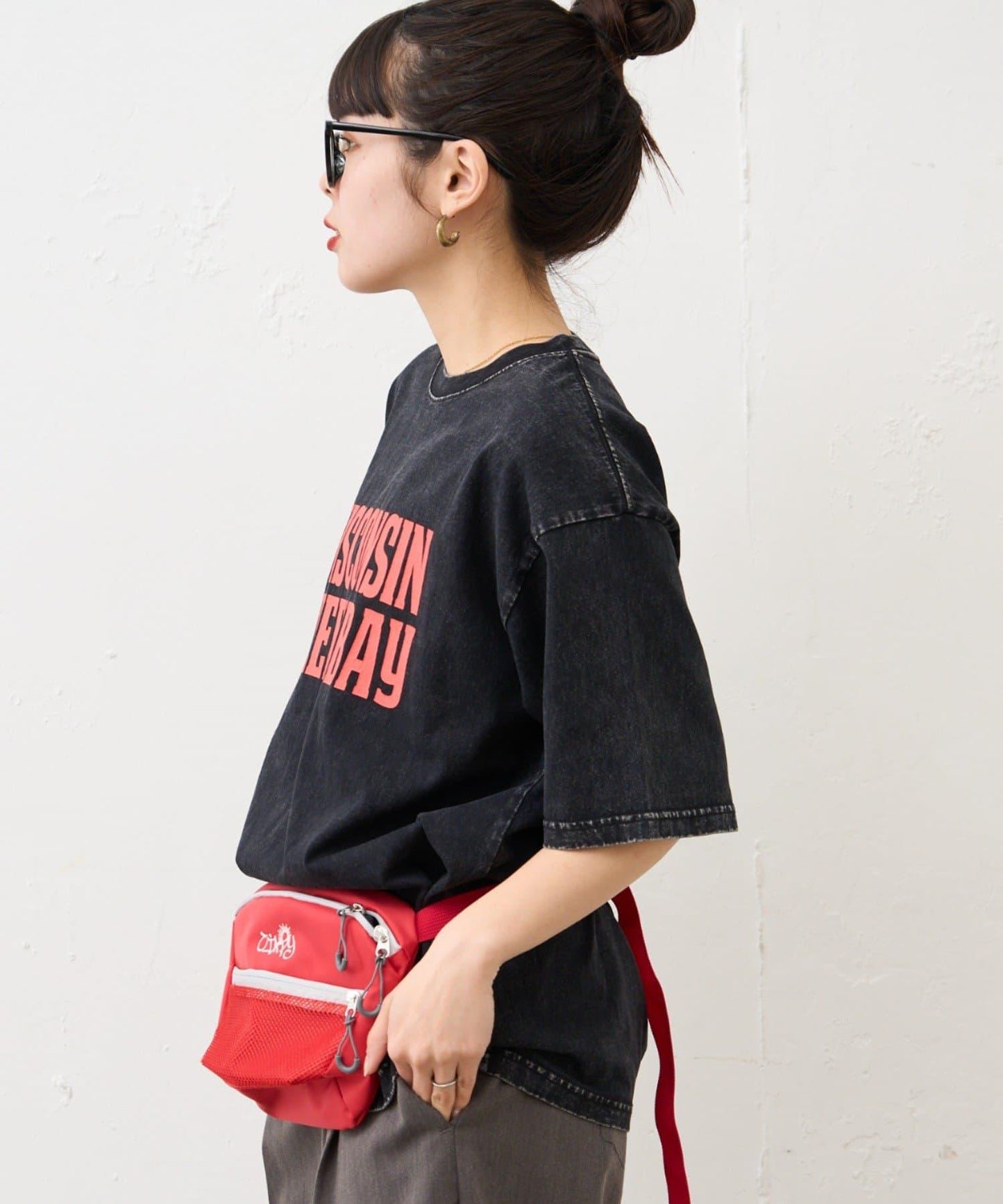 【男女通用】酸洗標誌T恤