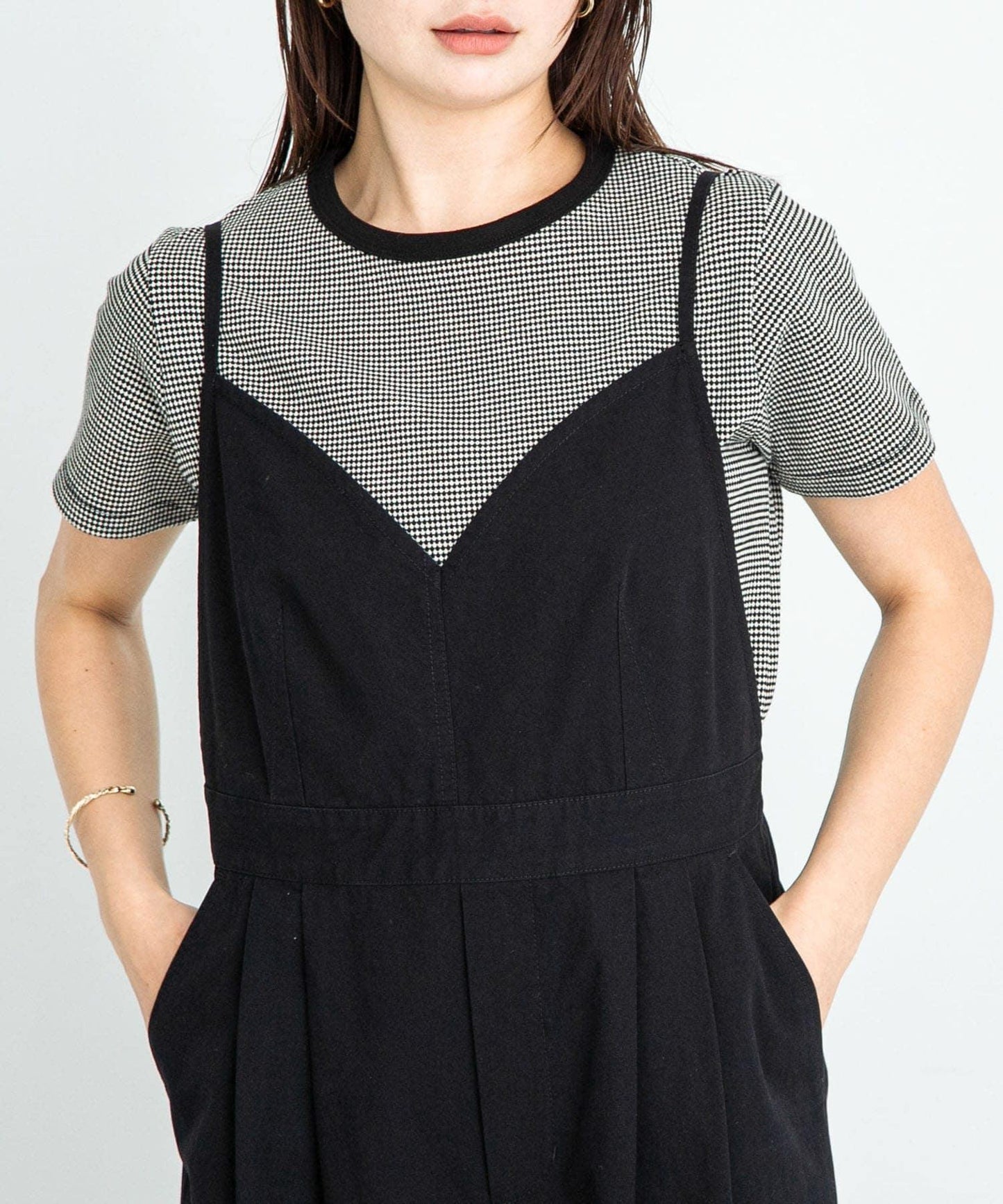 JQ基礎款修身T恤