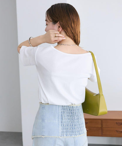 mystic 露肩設計T恤