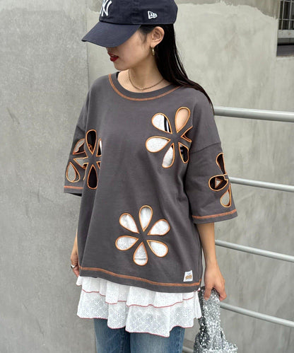 【HELLO.SANFRANCISCO】花朵剪裁寬鬆T恤