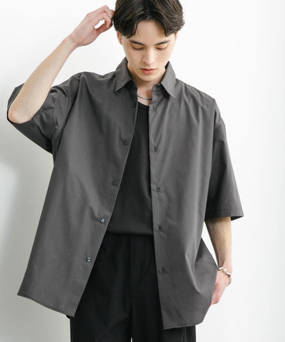 中性寬鬆版常規領短袖襯衫