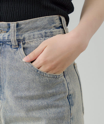 Chico 口袋刺繡緊身微喇牛仔褲