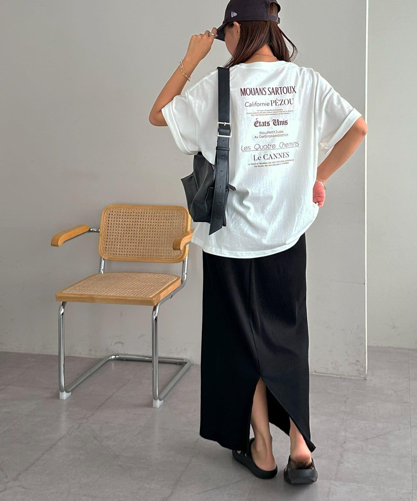 混合字體背部印花 T恤