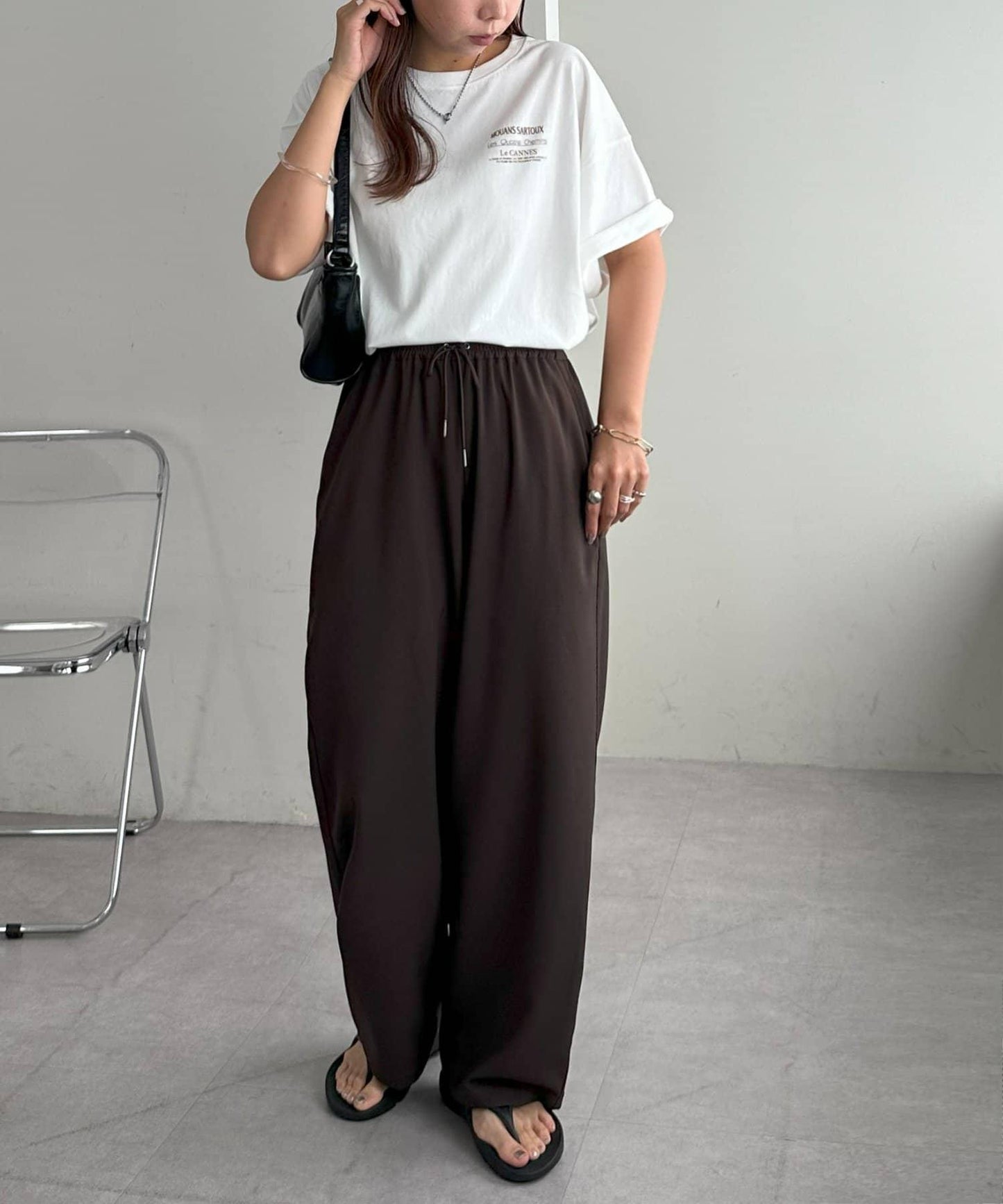 混合字體背部印花 T恤