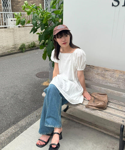 Discoat umm. 多比織點短袖迷你連衣裙