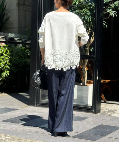 下襬蕾絲修身T恤