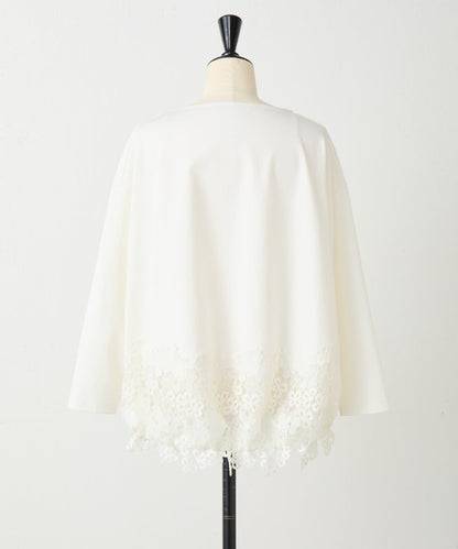 下襬蕾絲修身T恤