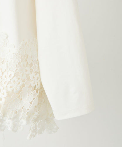 下襬蕾絲修身T恤