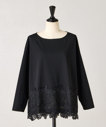 下襬蕾絲修身T恤