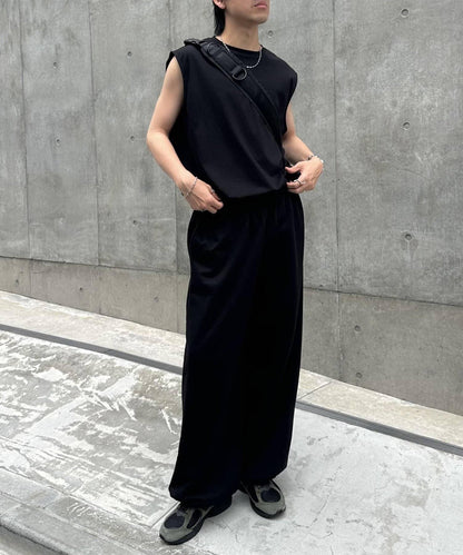 【男女通用/輕量380克】防水軟尼龍信使包
