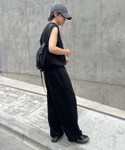 【男女通用/輕量380克】防水軟尼龍信使包