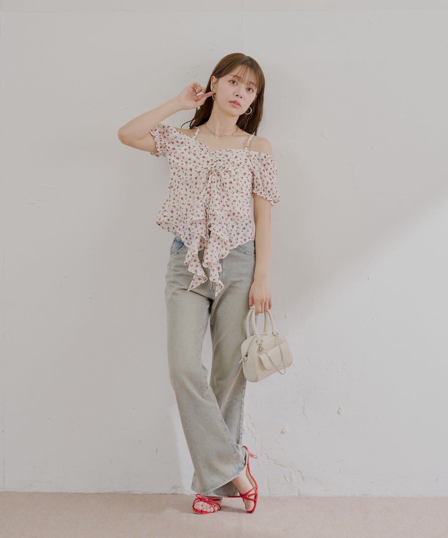 2way泡泡袖下垂荷葉邊上衣