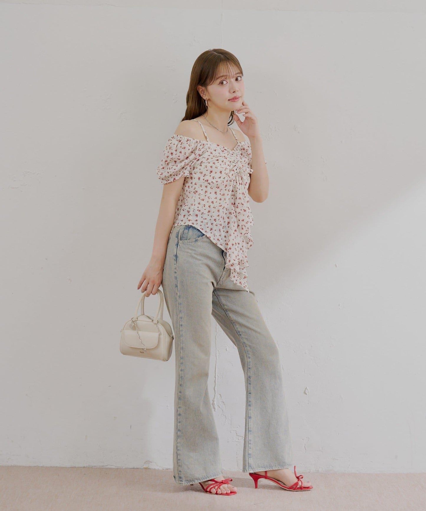 2way泡泡袖下垂荷葉邊上衣