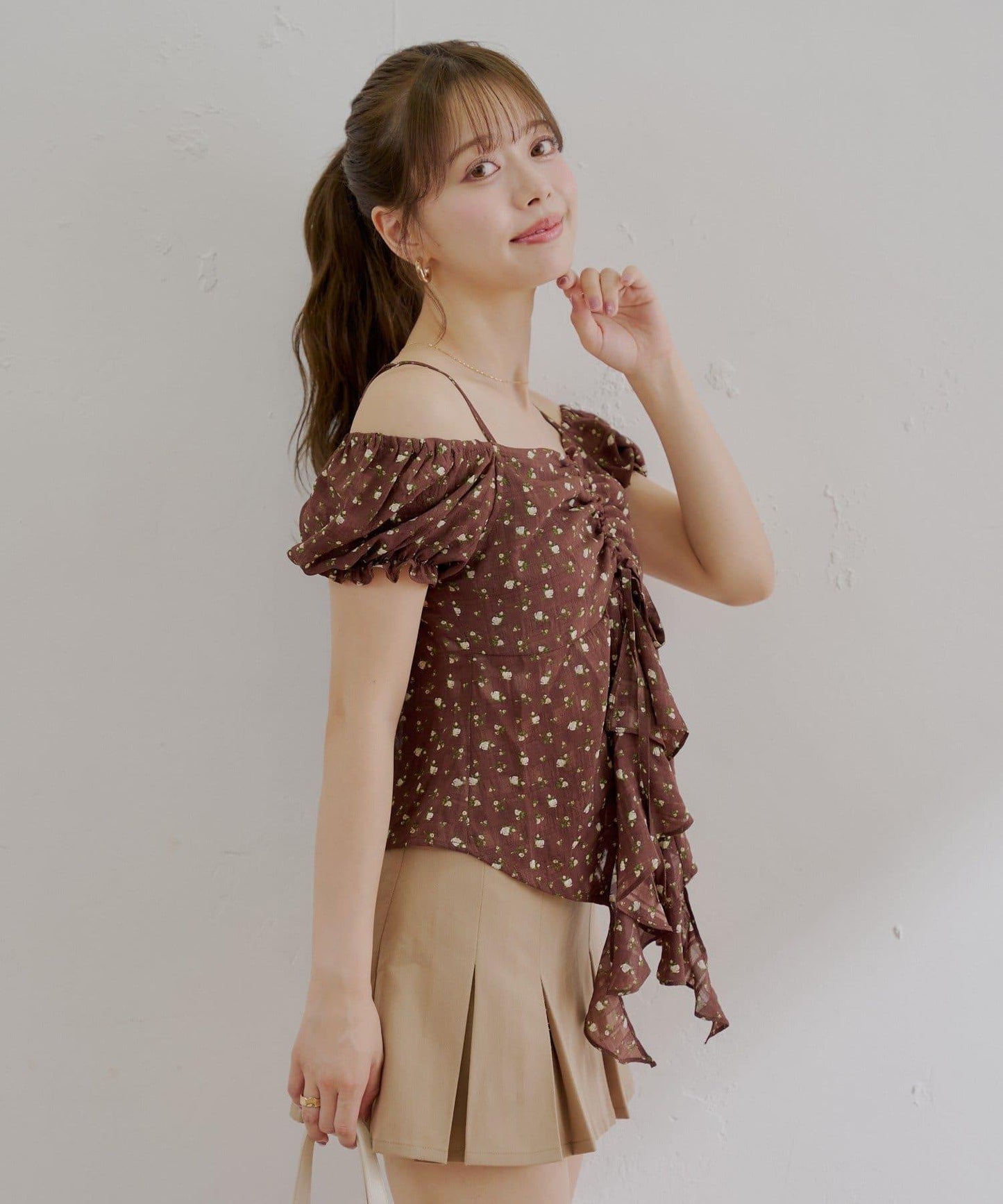 2way泡泡袖下垂荷葉邊上衣