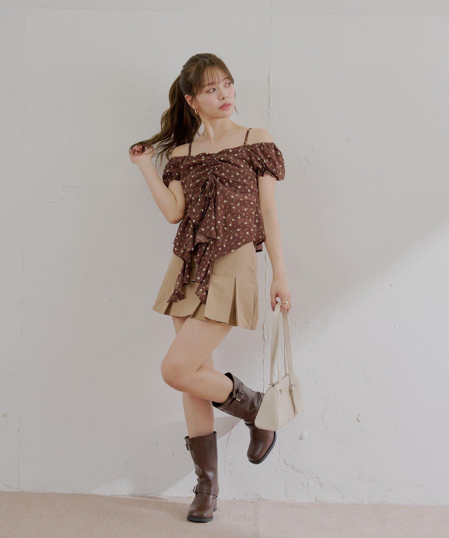 2way泡泡袖下垂荷葉邊上衣