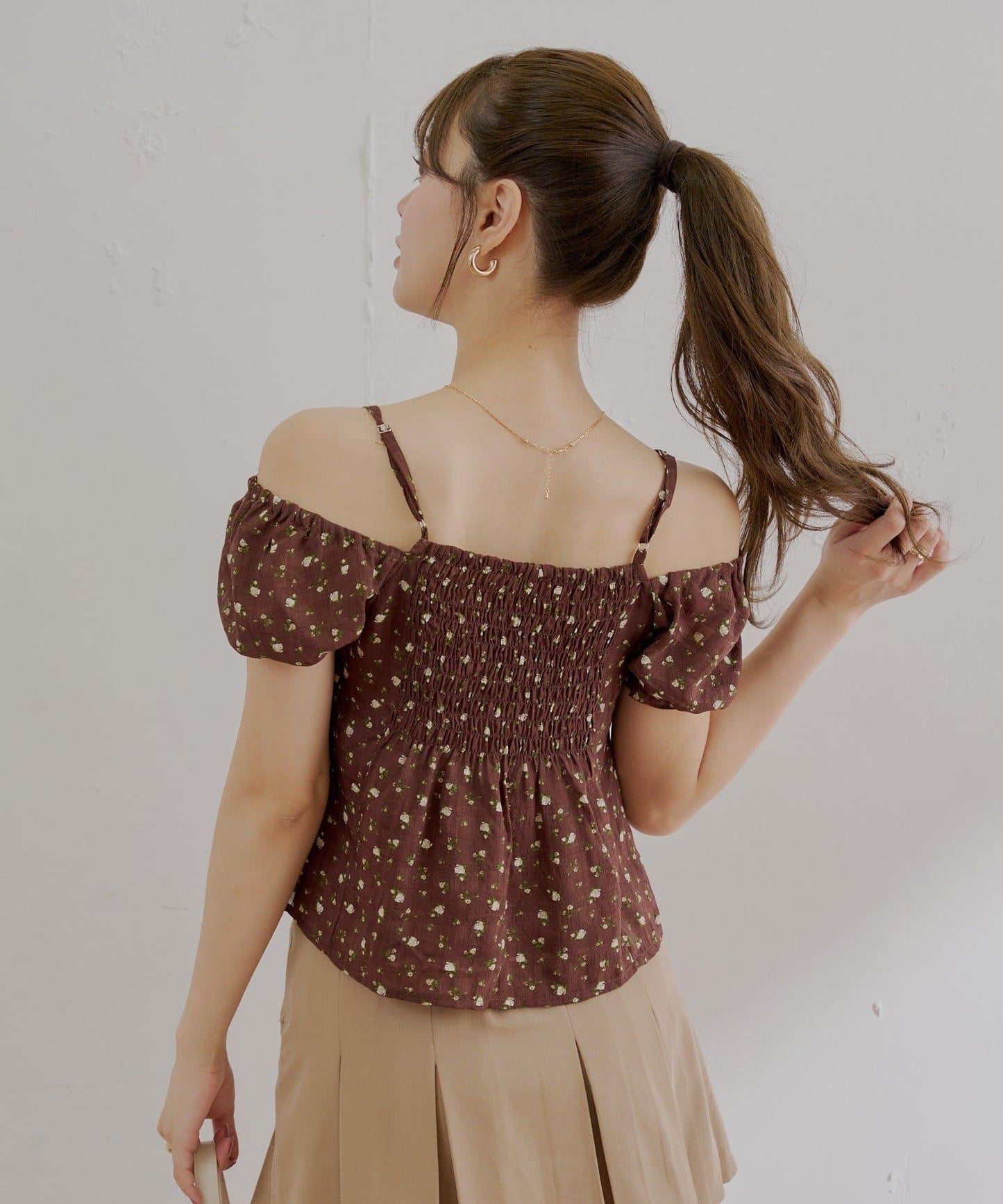 2way泡泡袖下垂荷葉邊上衣