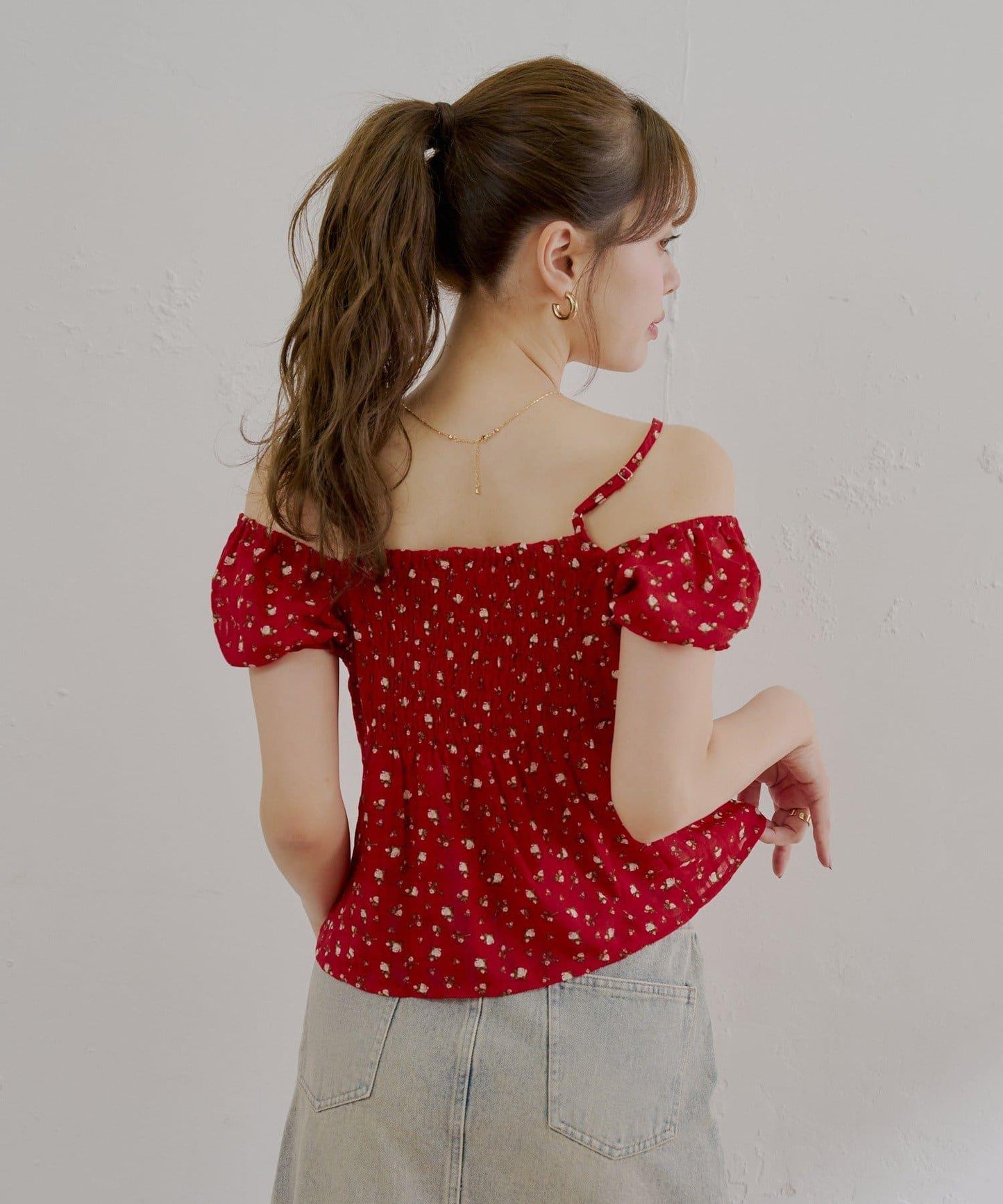 2way泡泡袖下垂荷葉邊上衣