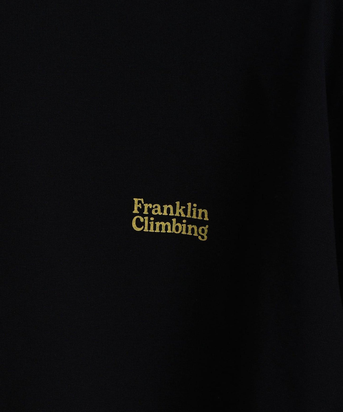 【Franklin Climbing】衝浪板和汽車背景印花T恤