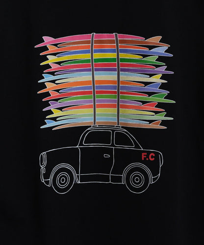 【Franklin Climbing】衝浪板和汽車背景印花T恤