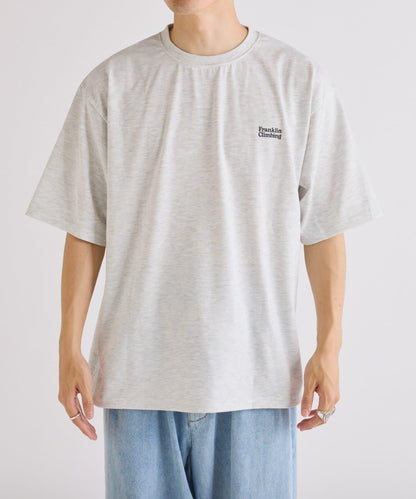 【Franklin Climbing】衝浪板和汽車背景印花T恤