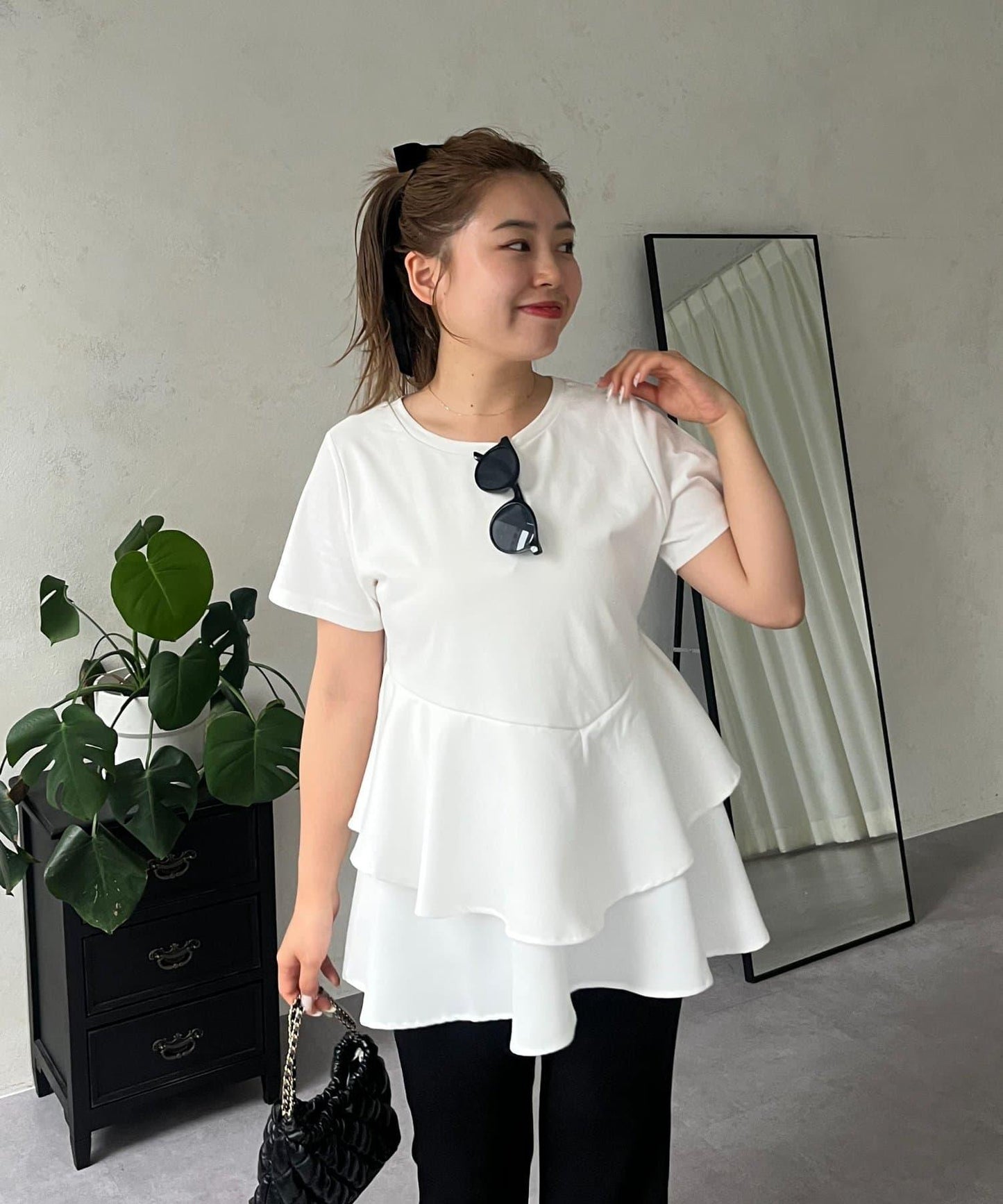 【MOMO】不對稱荷葉邊拼接荷葉邊T恤