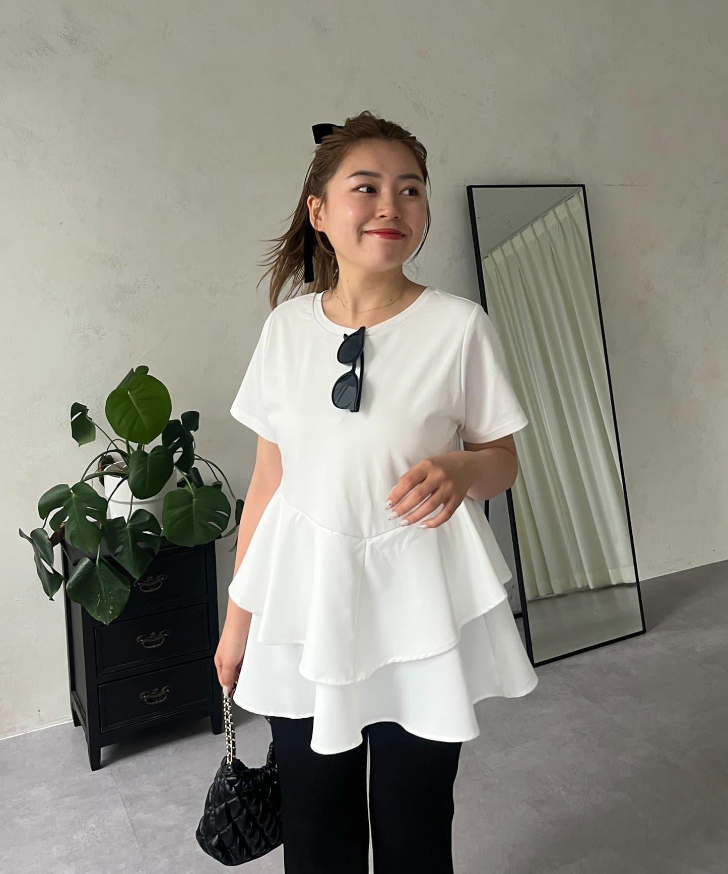 【MOMO】不對稱荷葉邊拼接荷葉邊T恤