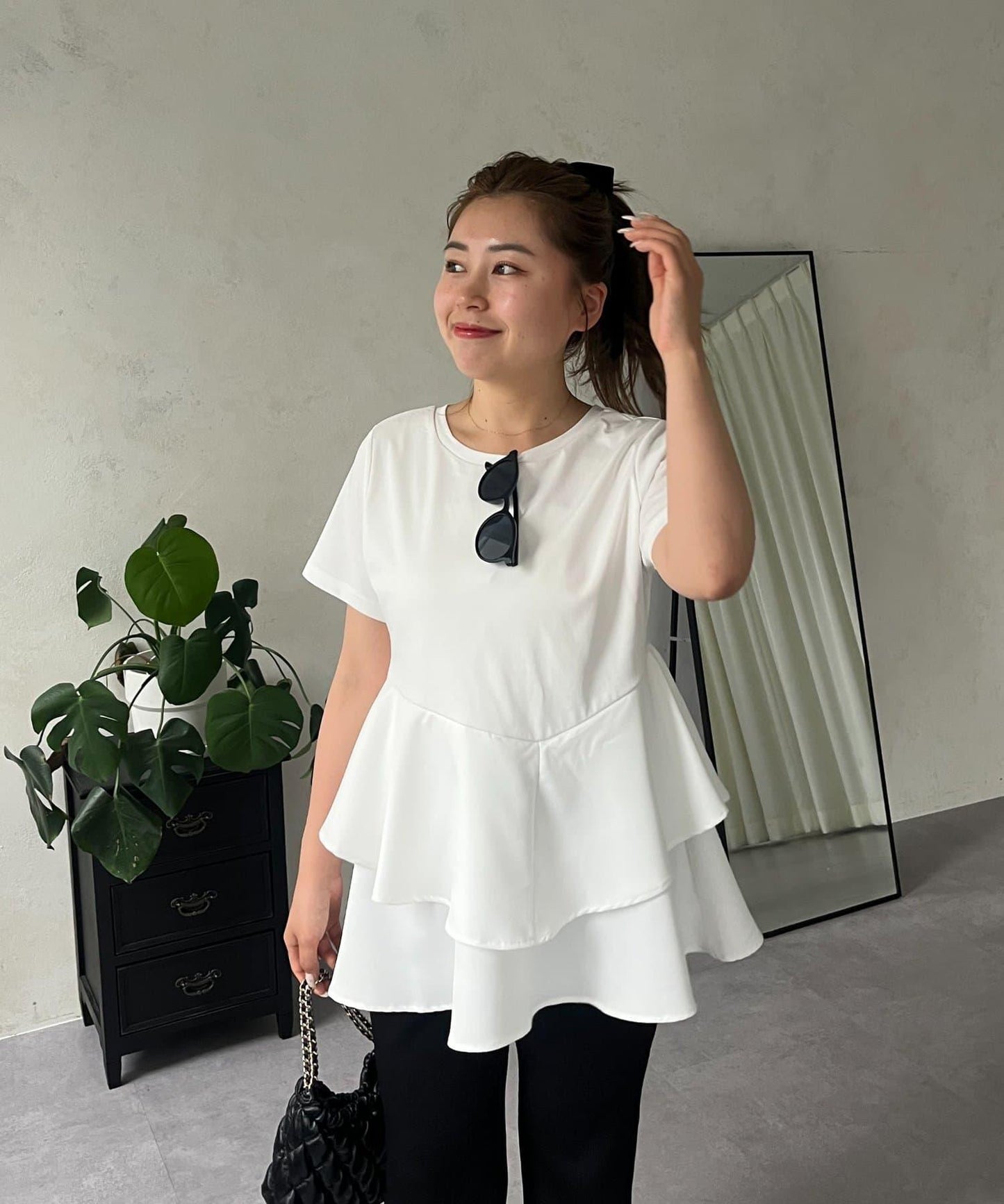 【MOMO】不對稱荷葉邊拼接荷葉邊T恤