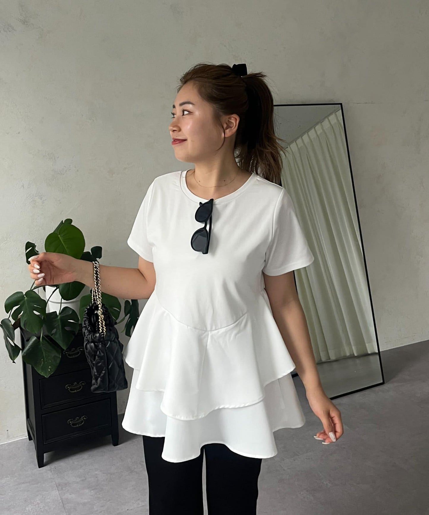 【MOMO】不對稱荷葉邊拼接荷葉邊T恤