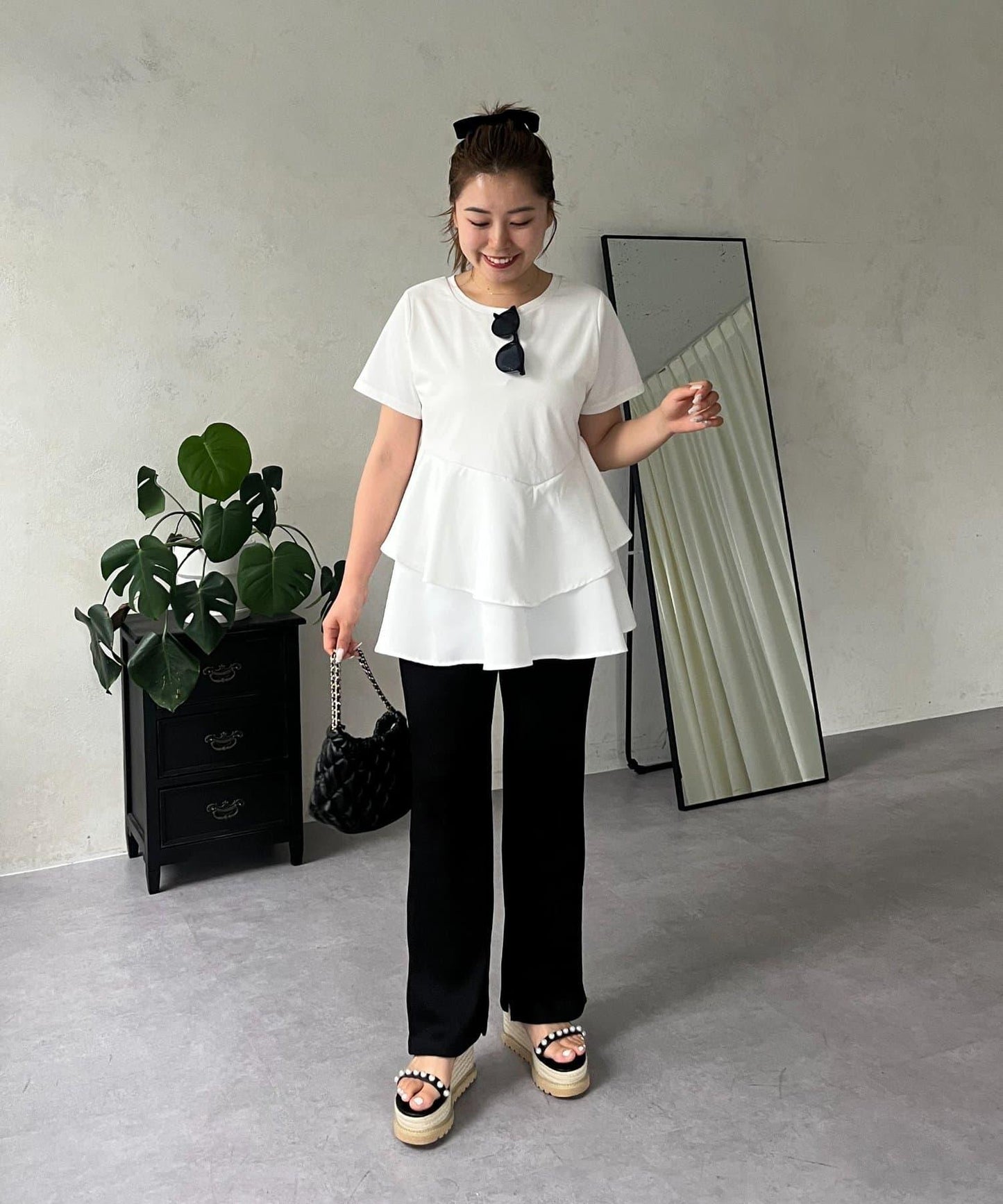 【MOMO】不對稱荷葉邊拼接荷葉邊T恤