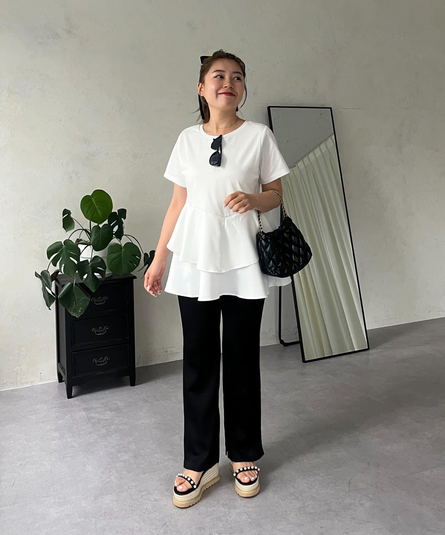 【MOMO】不對稱荷葉邊拼接荷葉邊T恤