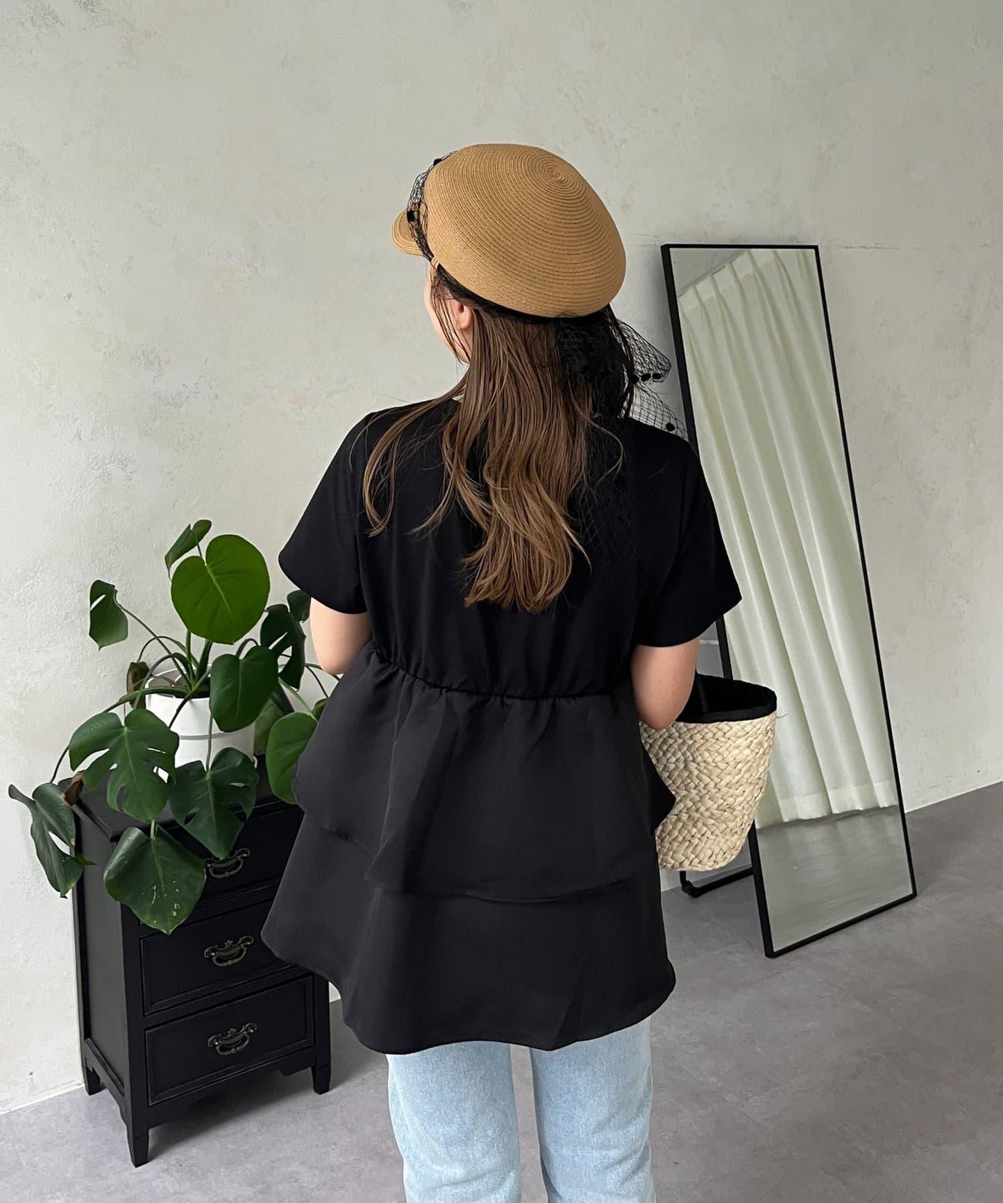 【MOMO】不對稱荷葉邊拼接荷葉邊T恤