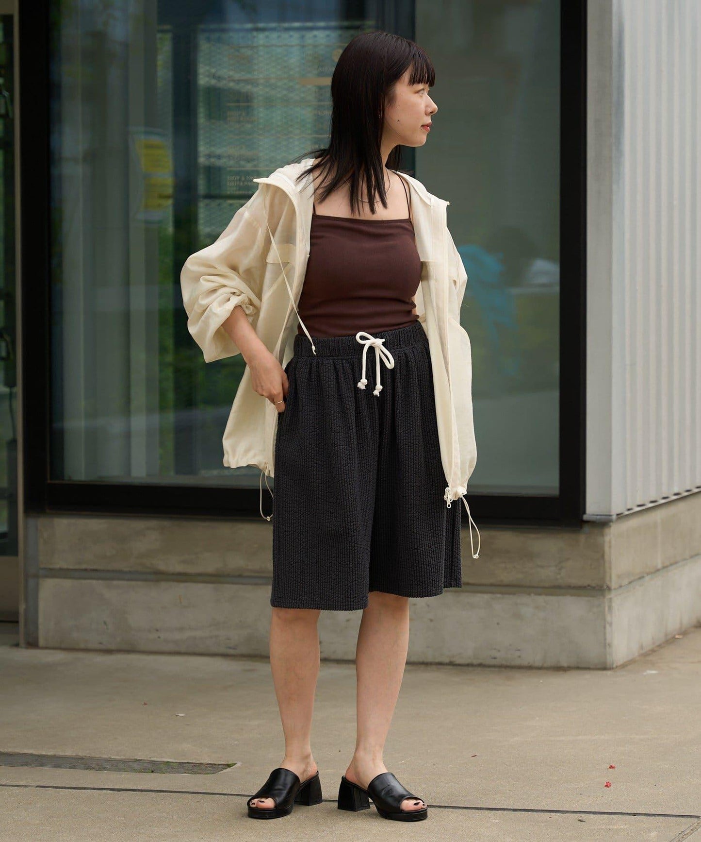 Kastane 彈力泡泡紗休閒短褲