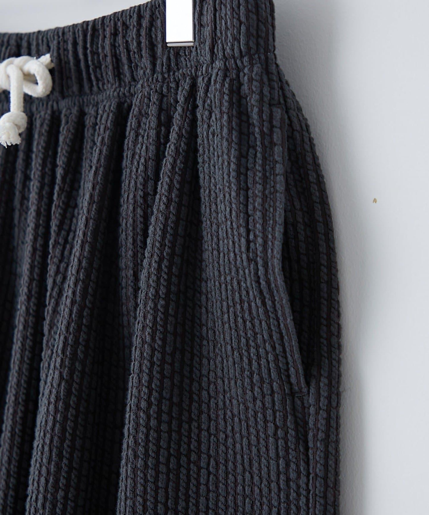 Kastane 彈力泡泡紗休閒短褲