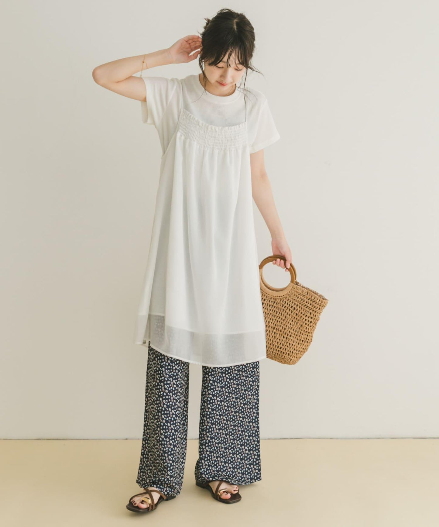 薄紗長款吊帶背心