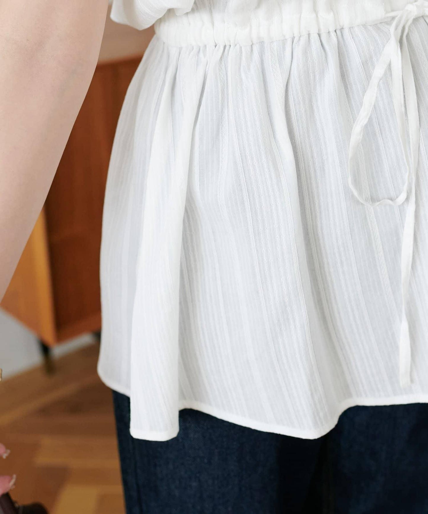 荷葉邊束腰 抓褶設計 長款襯衫