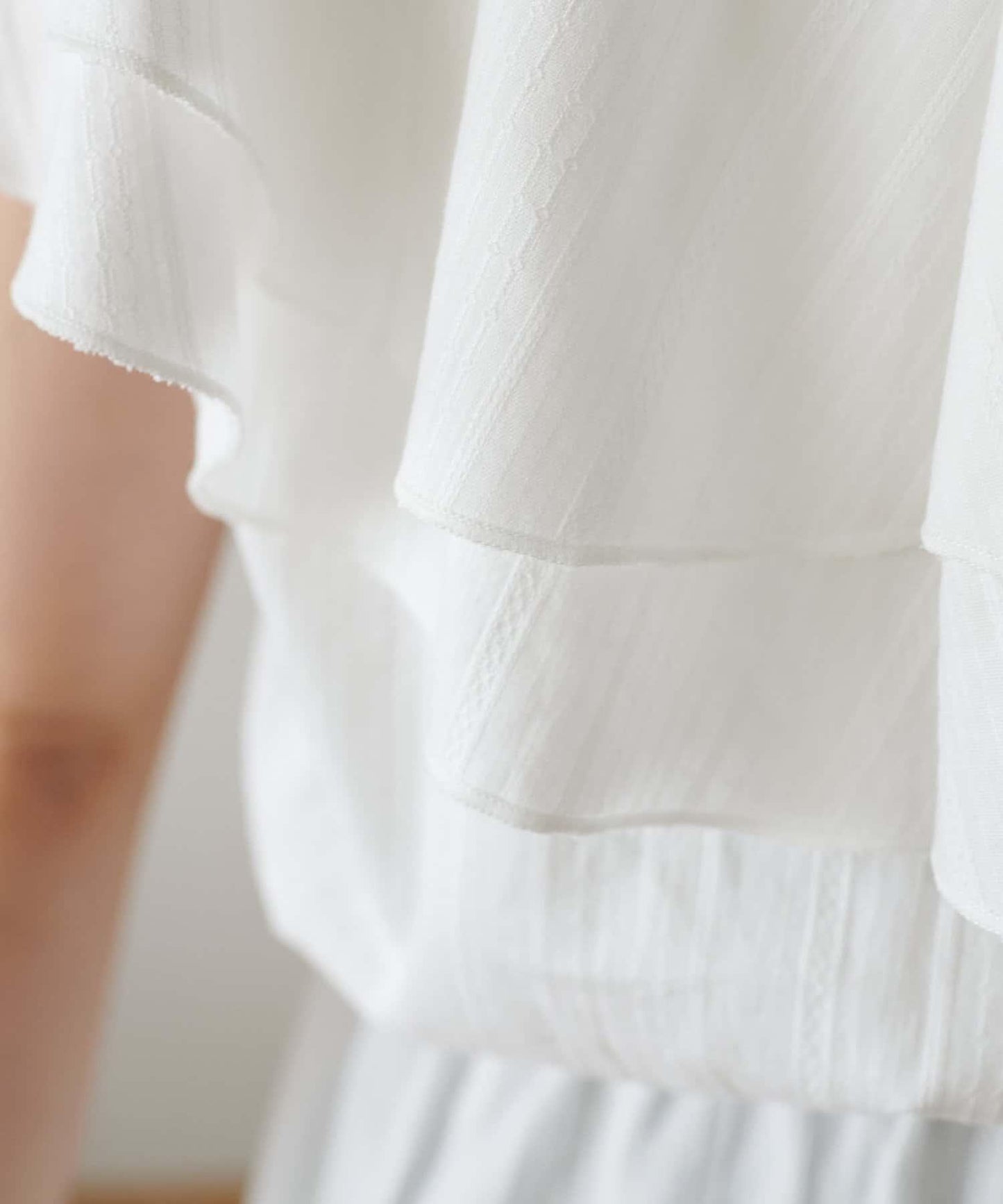 荷葉邊束腰 抓褶設計 長款襯衫