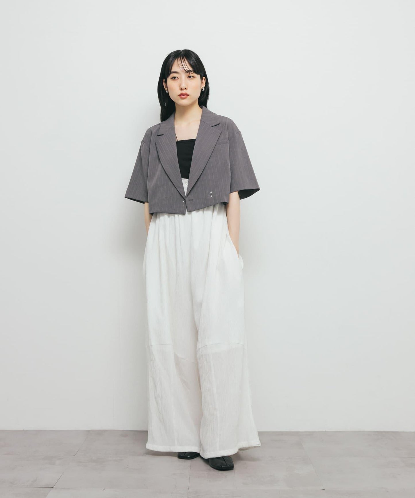 不對稱帶胸墊吊帶背心