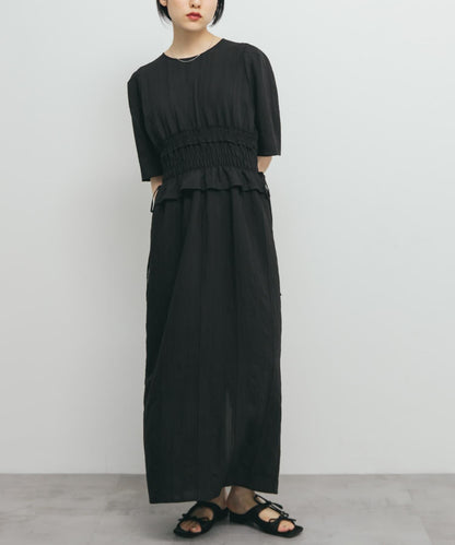 荷葉邊褶皺拼接連衣裙