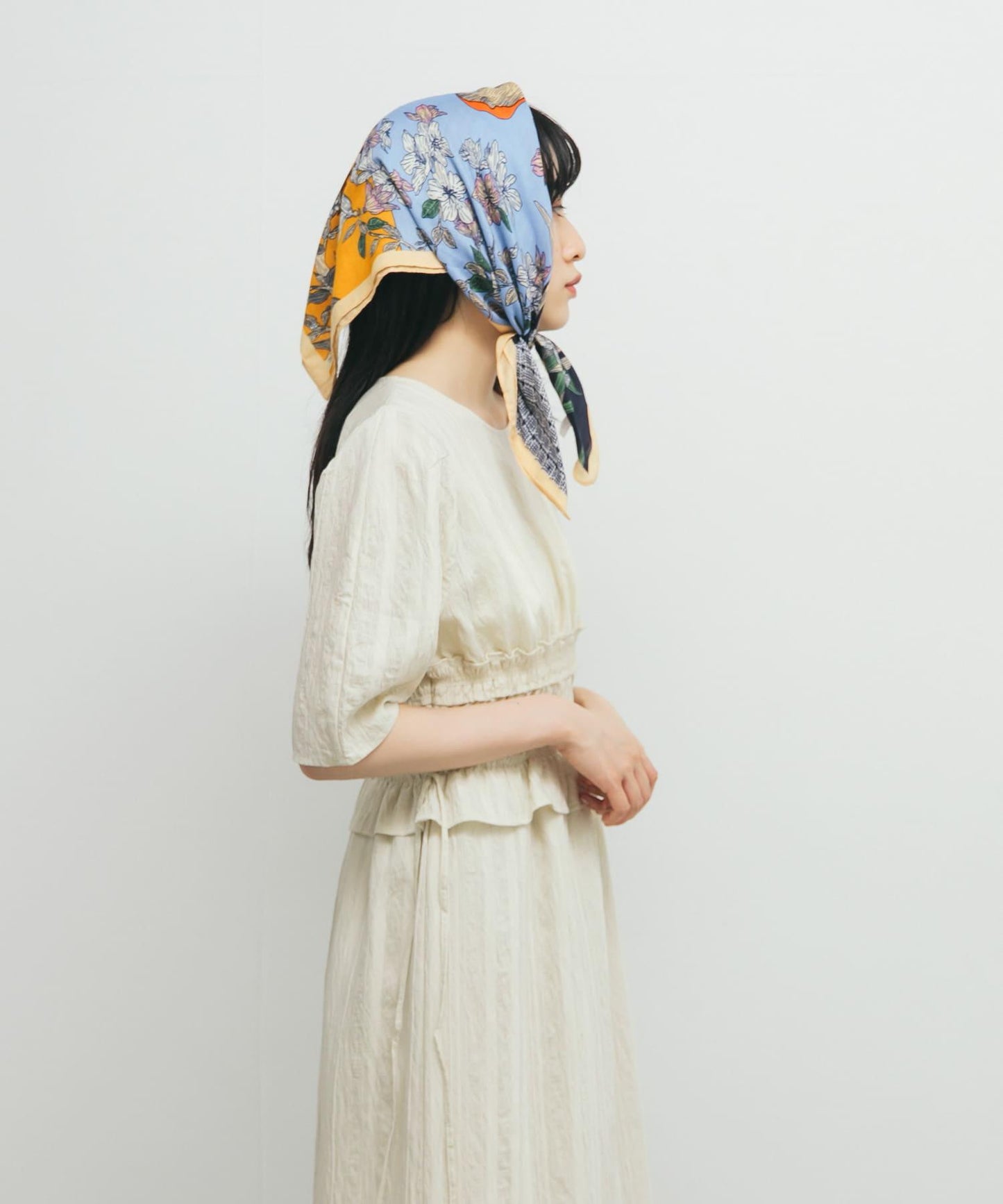 荷葉邊褶皺拼接連衣裙