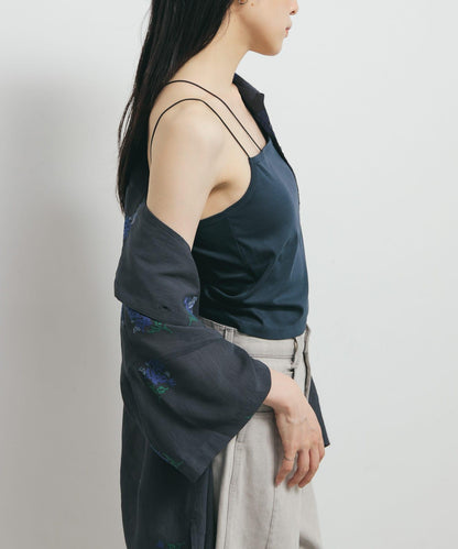 不對稱帶胸墊吊帶背心