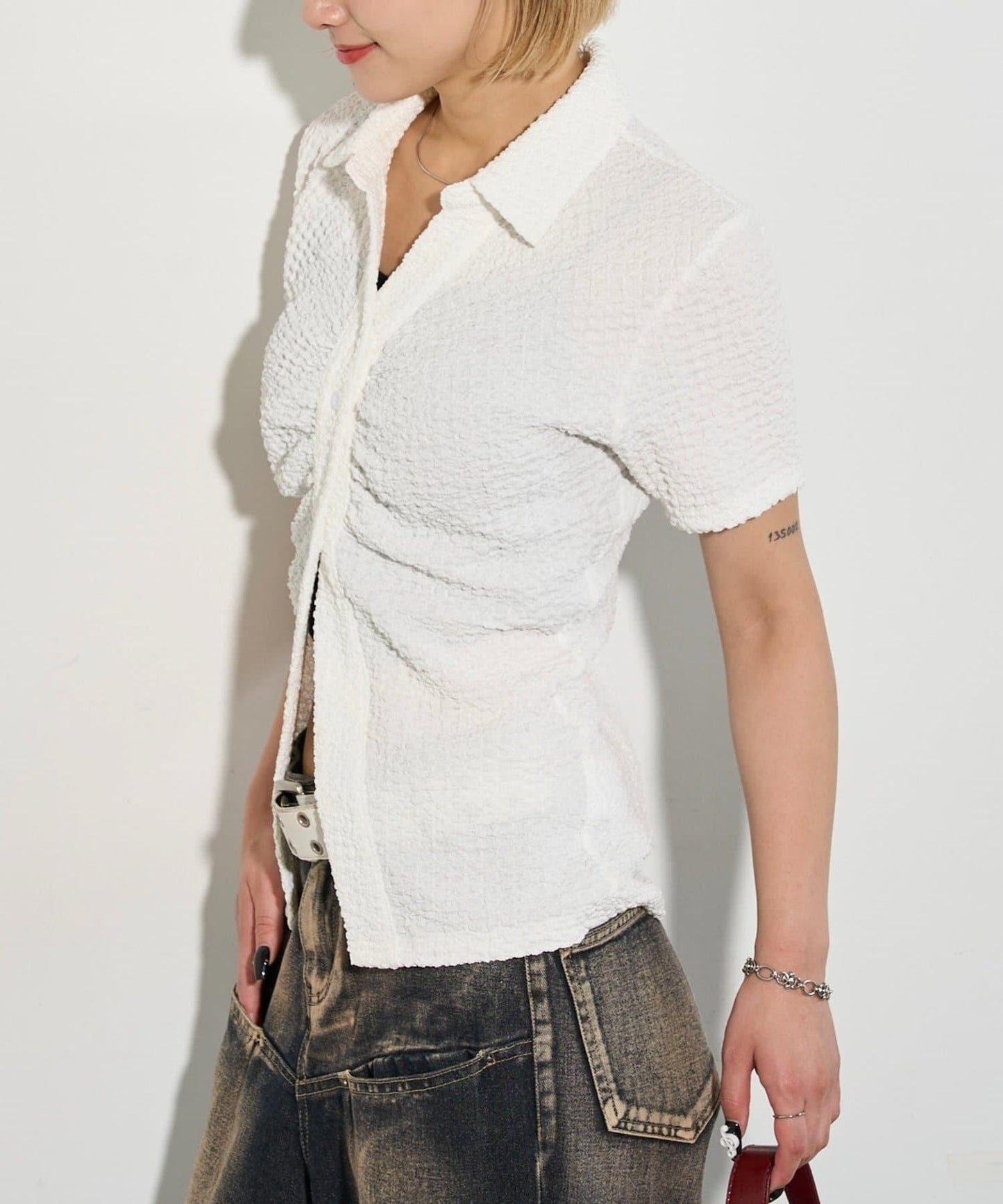 立體褶皺設計 聚攏褶飾 襯衫