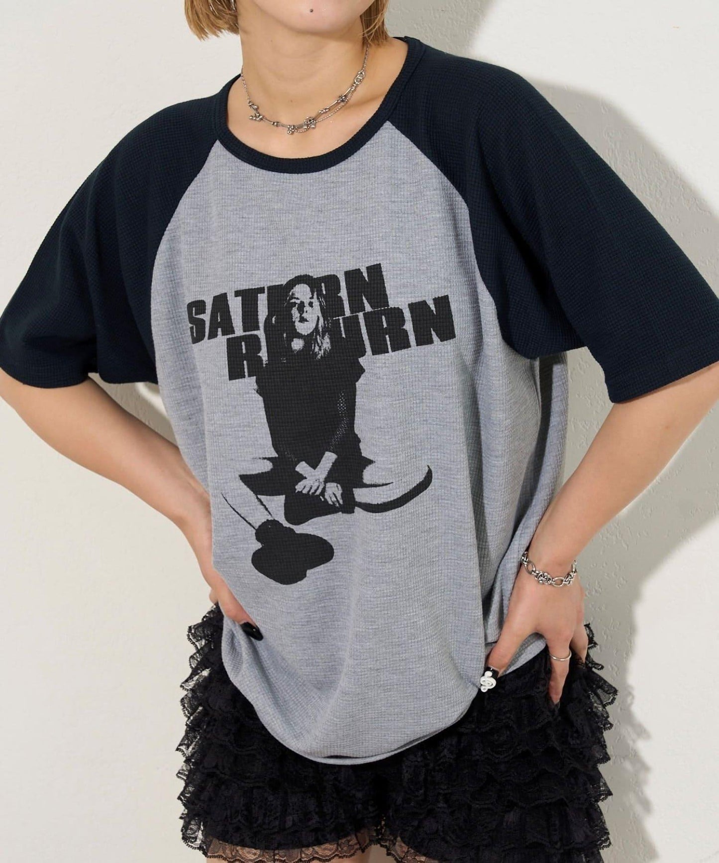 夏洛特華夫爾圓領拉格朗半袖T恤