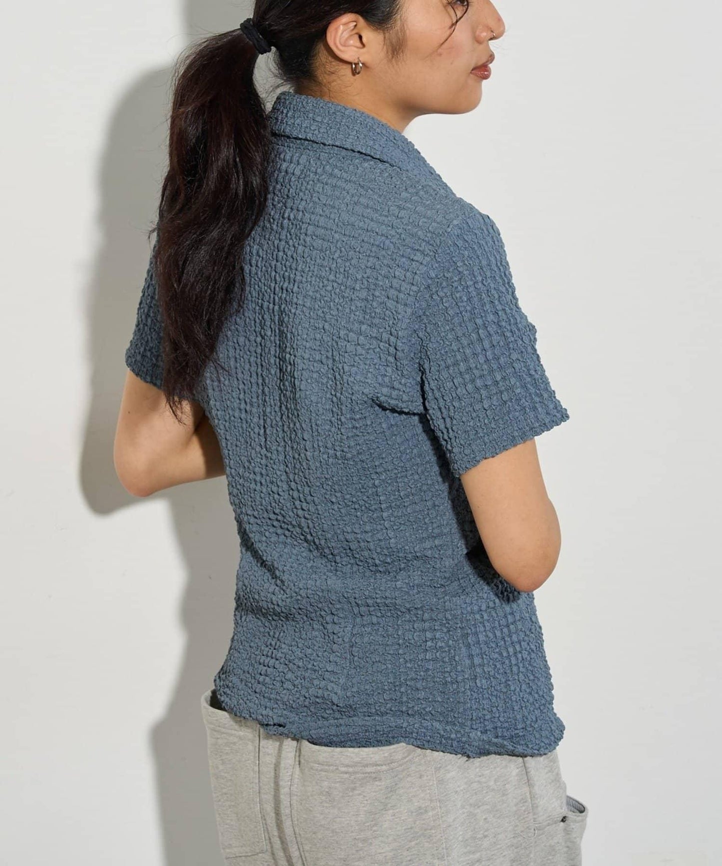 立體褶皺設計 聚攏褶飾 襯衫