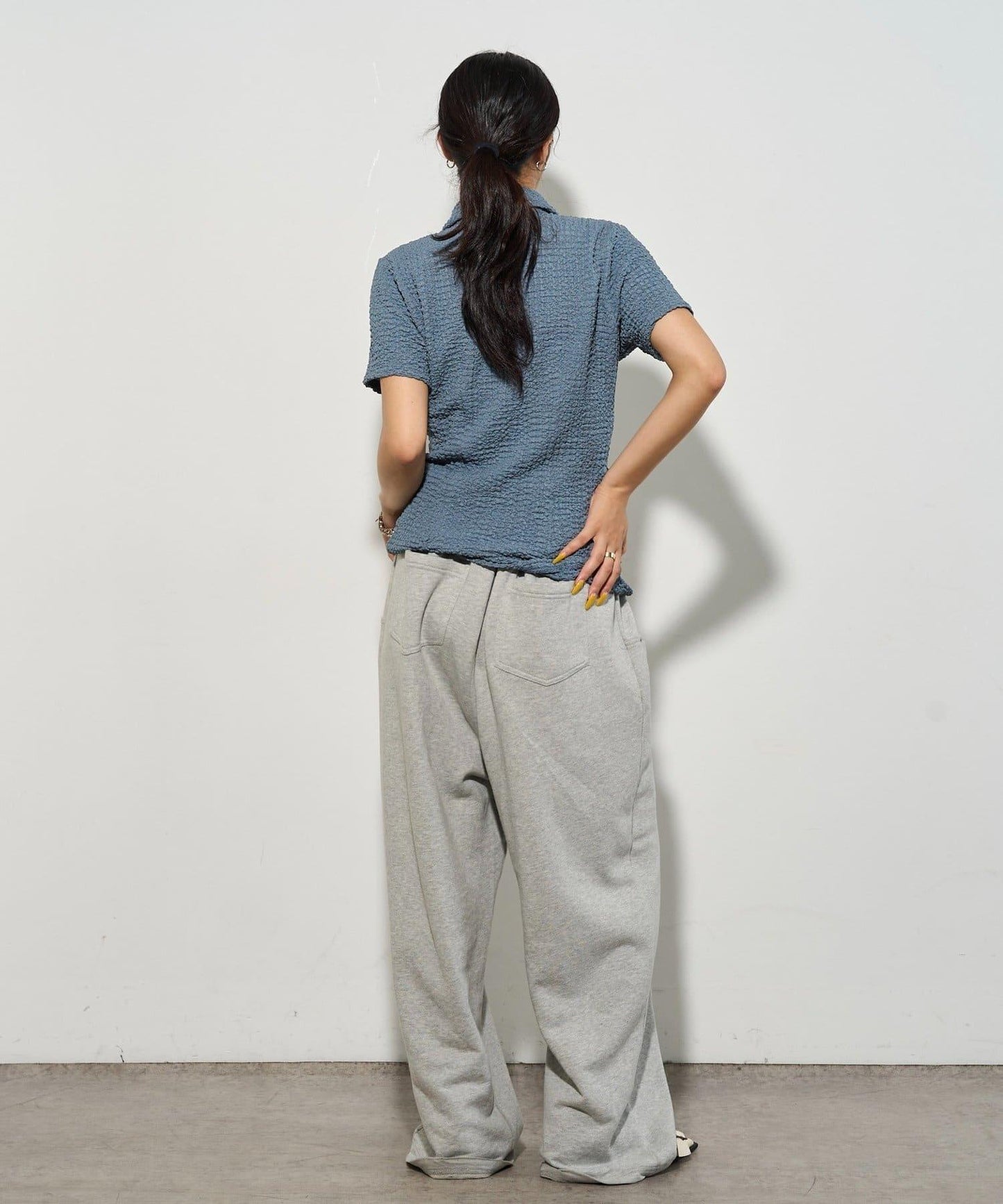 立體褶皺設計 聚攏褶飾 襯衫