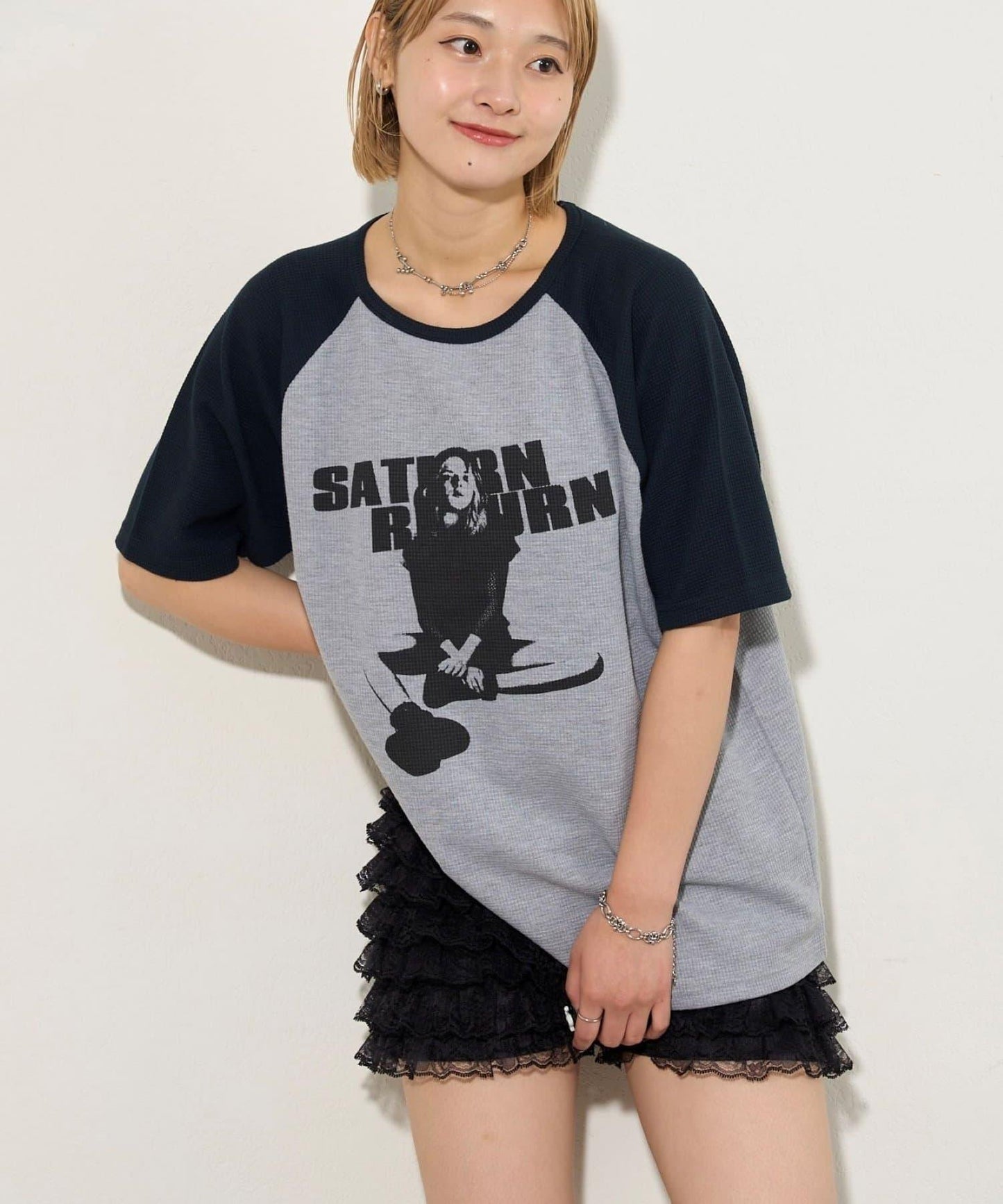 夏洛特華夫爾圓領拉格朗半袖T恤