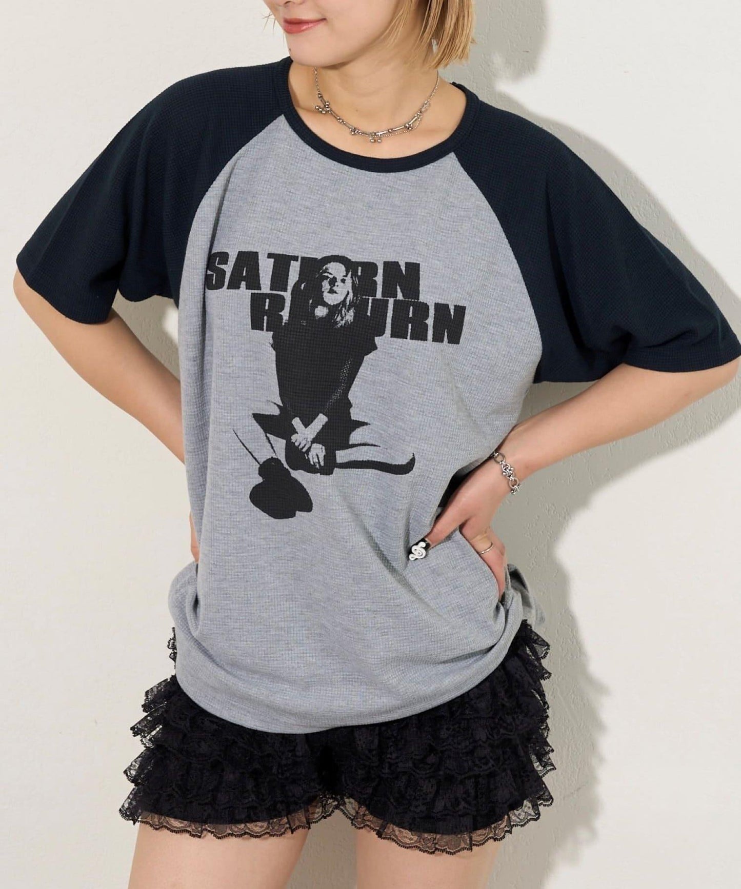 夏洛特華夫爾圓領拉格朗半袖T恤