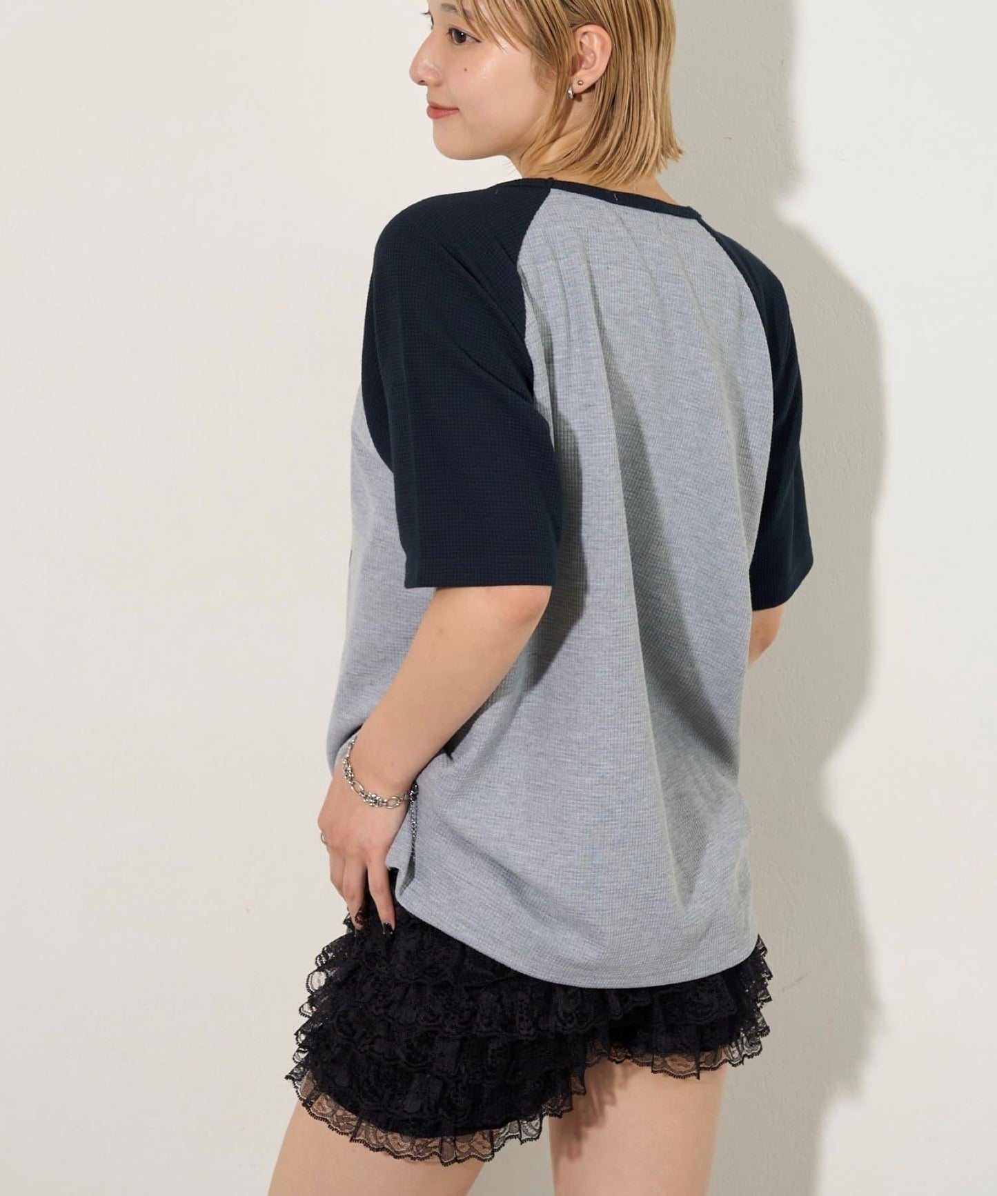 夏洛特華夫爾圓領拉格朗半袖T恤